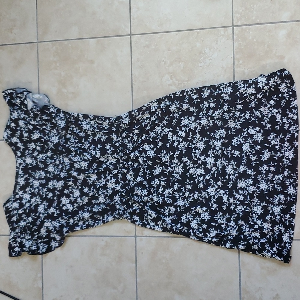 Loveappella Black White Floral Dress sz S - Picture 6 of 8